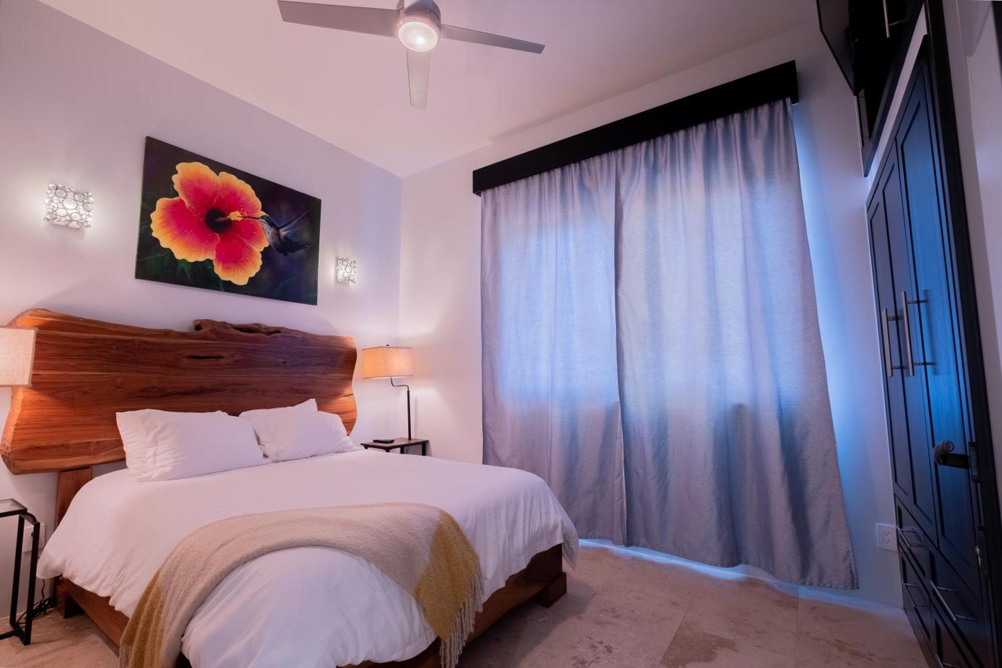 Diamante Beachfront Suites San Pedro  Exterior foto