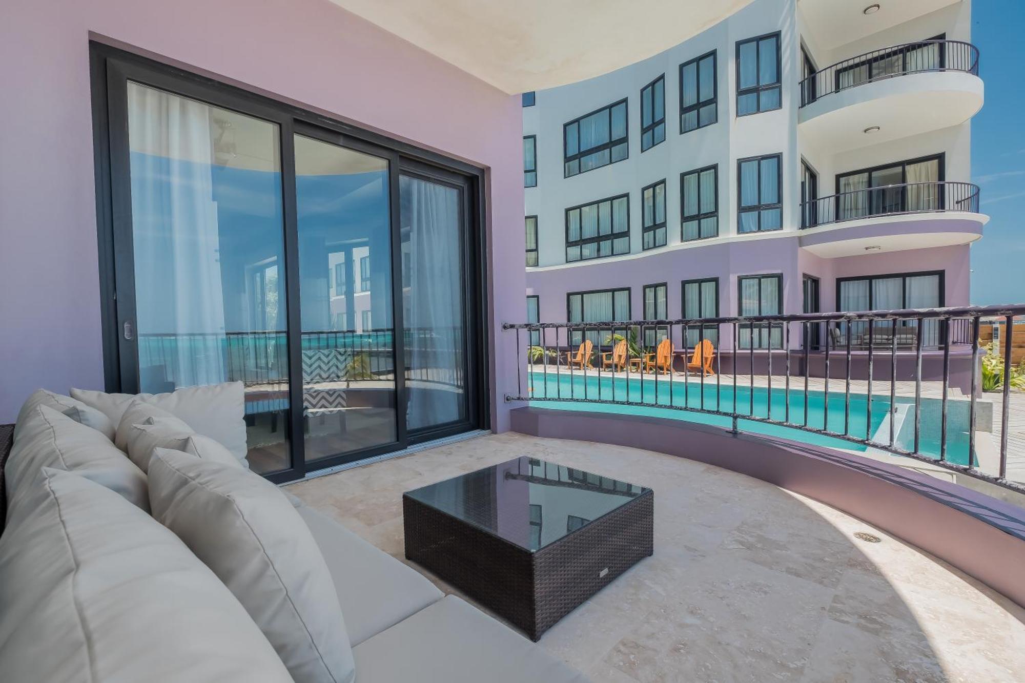 Diamante Beachfront Suites San Pedro  Exterior foto