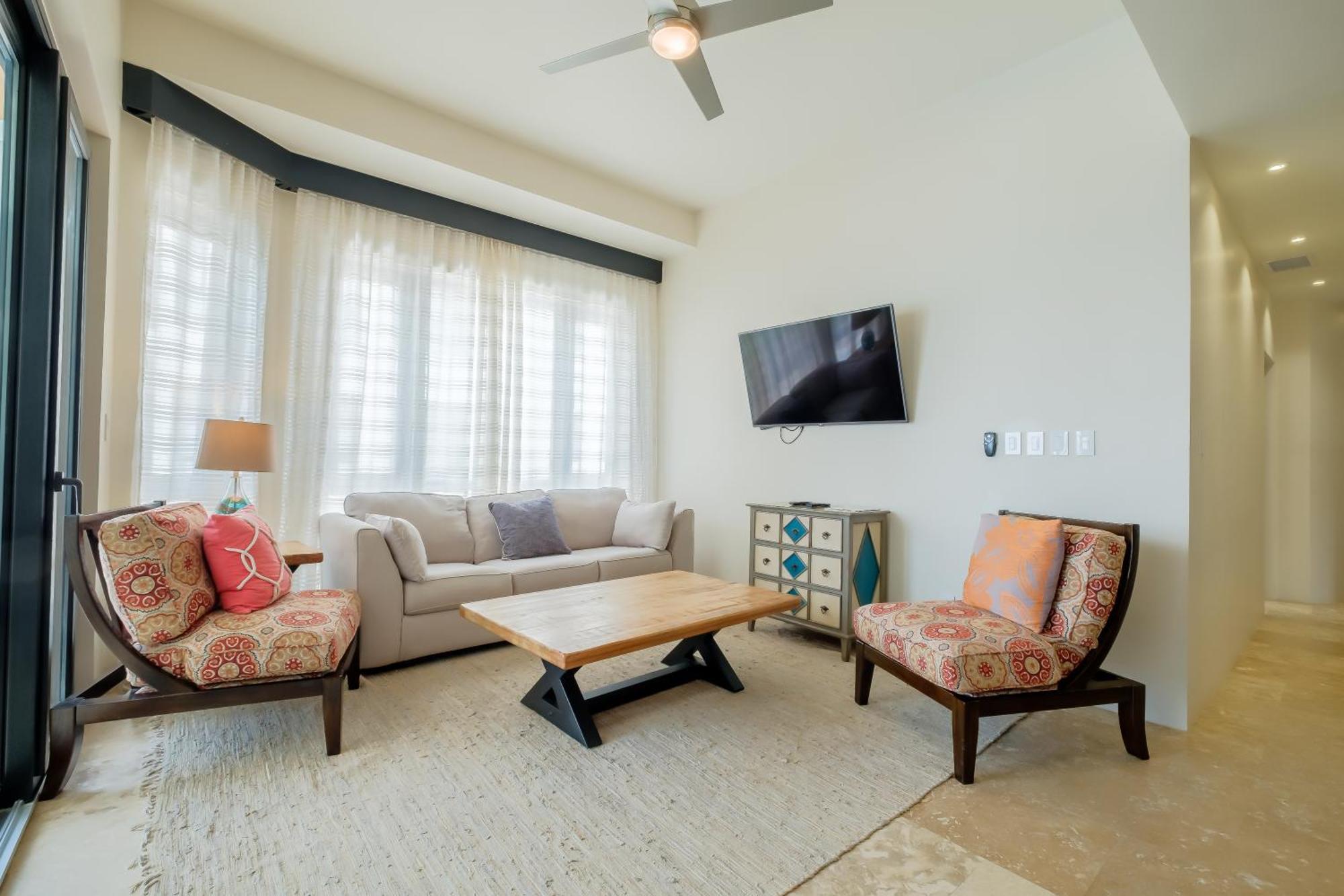 Diamante Beachfront Suites San Pedro  Exterior foto